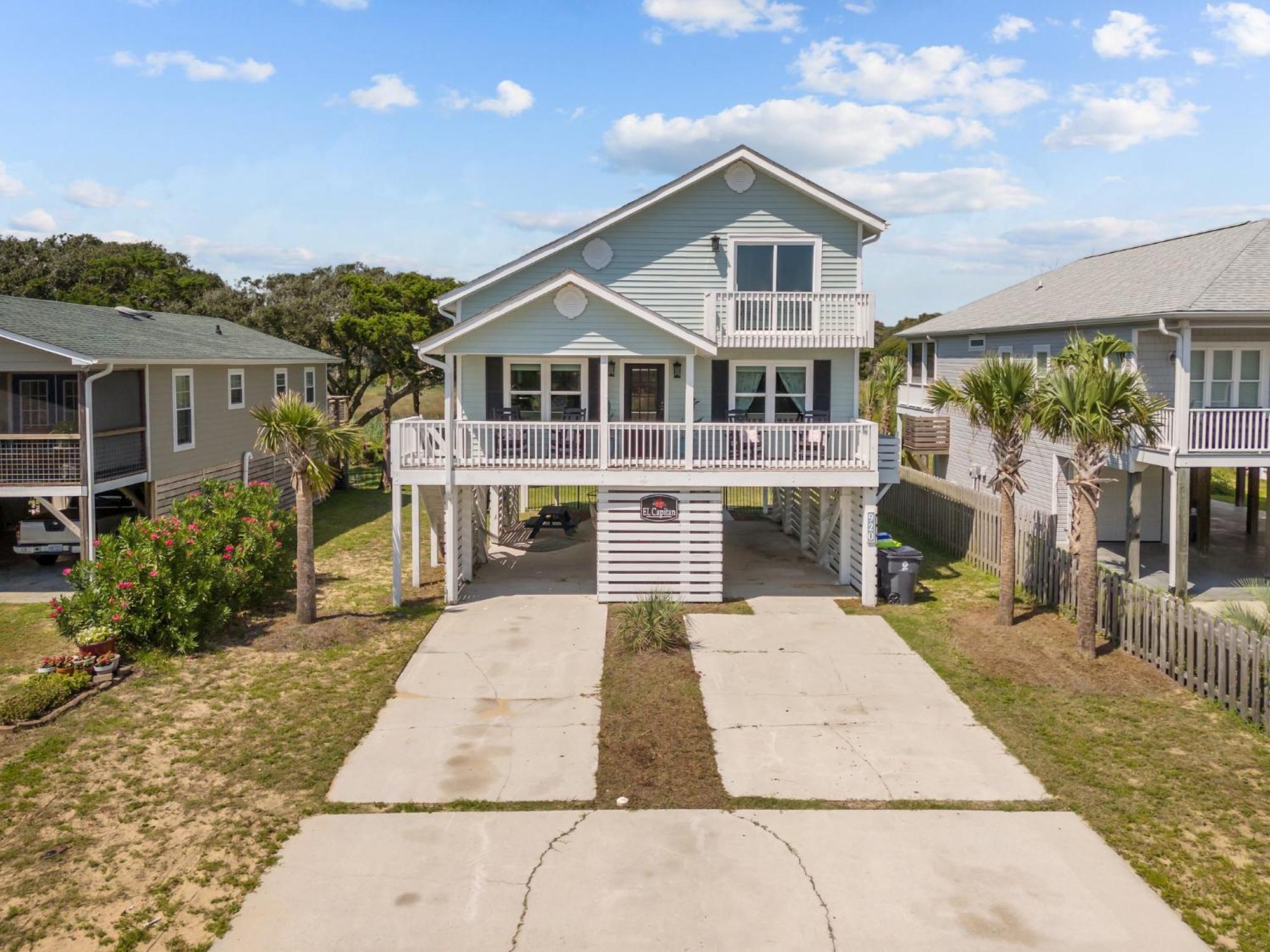 Pet Friendly Home - On The Marsh - Short Walk To Beach Oak Island Exterior foto